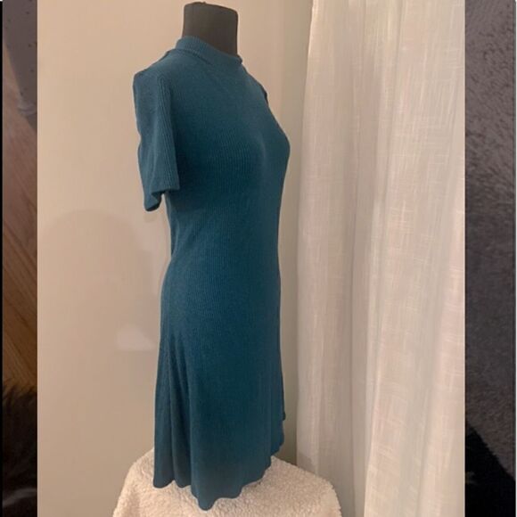 Velvet Torch Ribbed Mock Neck Short Sleeve Dress - Picture 5 of 10